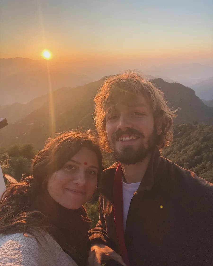Ana and Arthur at sunrise in the Indian mountains, on the trip the clothes came out of