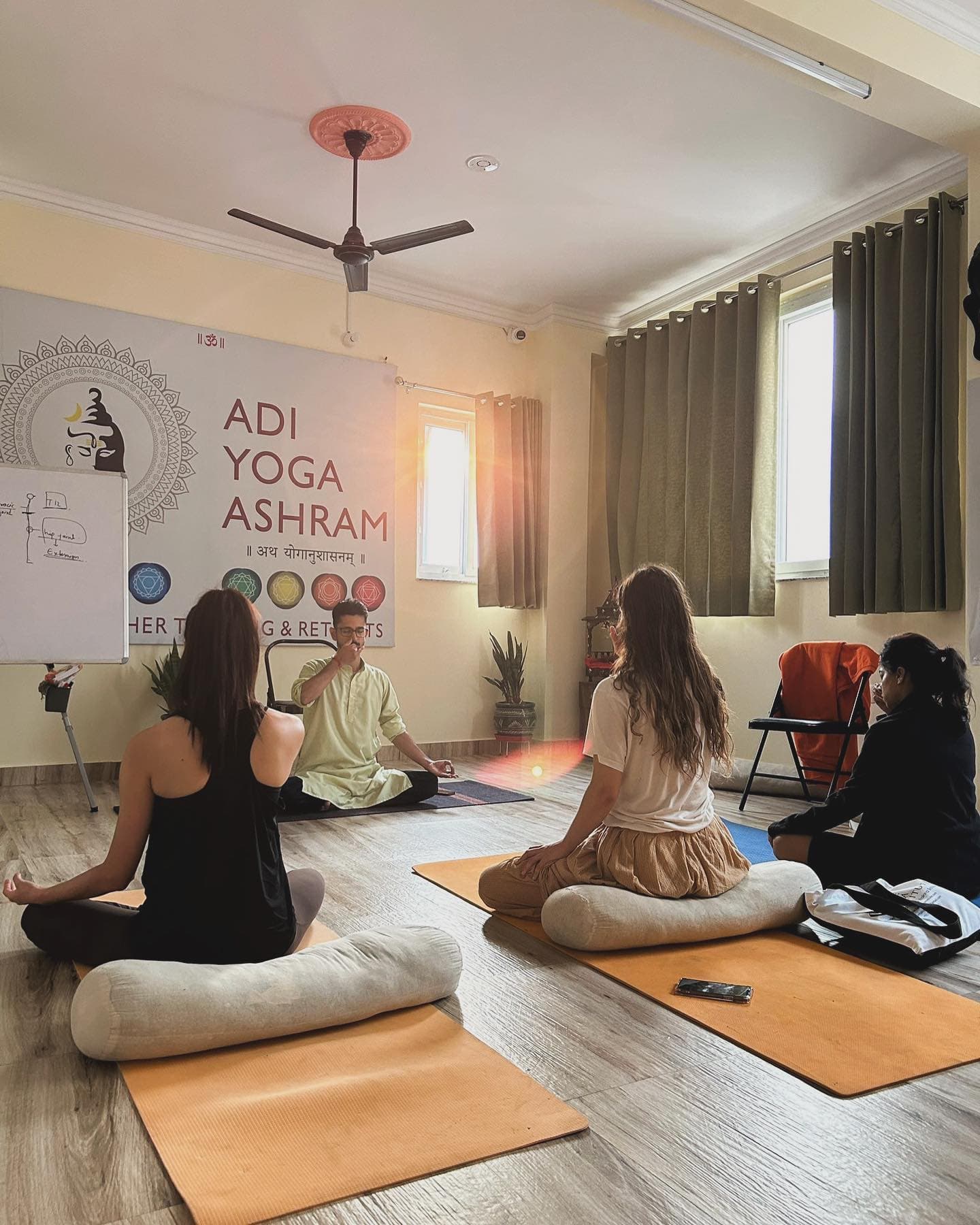 Ana teaching a yoga class in India